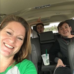 Meet your Posher, Wendy